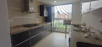 Apartamento de 4 alcobas en venta en Santa Rita, Cali, 220 m² · foto 2 de 20