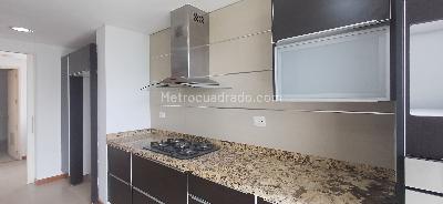 Apartamento de 4 alcobas en venta en Santa Rita, Cali, 220 m² · foto 3 de 20
