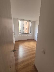 Apartamento de 3 alcobas en venta en Mazuren Colina, Bogotá, 59 m² · foto 10 de 20