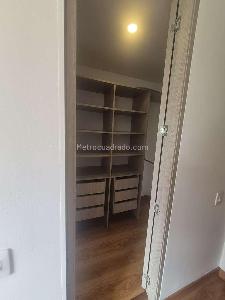 Apartamento de 3 alcobas en venta en Mazuren Colina, Bogotá, 59 m² · foto 12 de 20