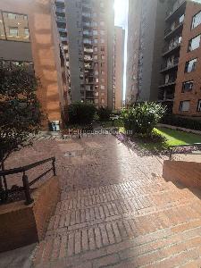 Apartamento de 3 alcobas en venta en Mazuren Colina, Bogotá, 59 m² · foto 3 de 20