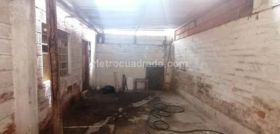 Casa de 5 alcobas en venta en Boston, Medellín, 364 m² · foto 5 de 7