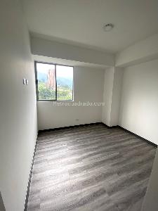 Apartamento de 2 alcobas en venta en Las Lomitas, Sabaneta, 90 m² · foto 8 de 15