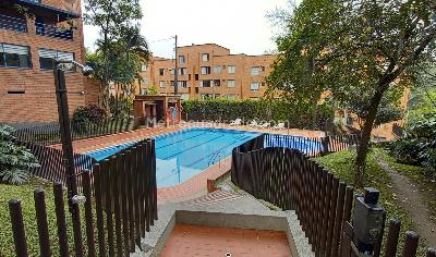 Apartamento de 5 alcobas en venta en Loma Del Escobero, Envigado, 133 m² · foto 16 de 20