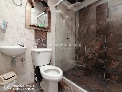 Casa de 3 alcobas en venta en Manrique Central, Medellín, 75 m² · foto 11 de 19