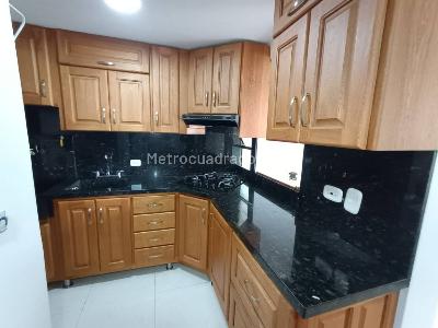 Apartamento de 3 alcobas en venta en Rodeo Alto, Medellín, 53 m² · foto 11 de 20