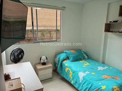 Apartamento de 3 alcobas en venta en San Jose, Sabaneta, 87 m² · foto 6 de 18