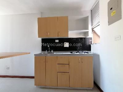 Apartaestudio en venta en La Candelaria, Medellín, 29 m² · foto 13 de 17