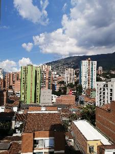Apartaestudio en venta en La Candelaria, Medellín, 29 m² · foto 17 de 17
