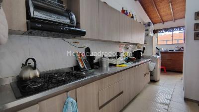 Apartamento en venta en El Nogal, Medellín · foto 7 de 20