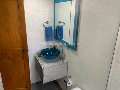 Casa de 4 alcobas en venta en El Poblado, Medellín, 264 m² · foto 2 de 20