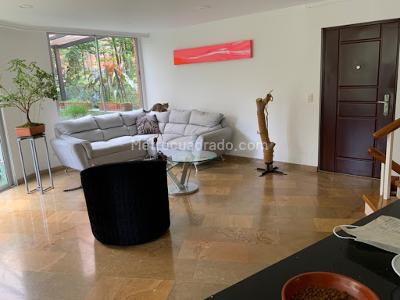Casa de 4 alcobas en venta en El Poblado, Medellín, 264 m² · foto 4 de 20