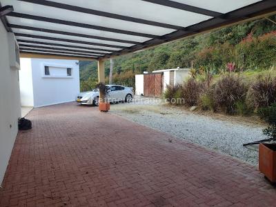 Casa de 4 alcobas en venta en Niquia, Bello · foto 4 de 7