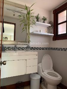 Casa de 5 alcobas en venta en Alto De Las Flores, Sabaneta, 1000 m² · foto 17 de 20