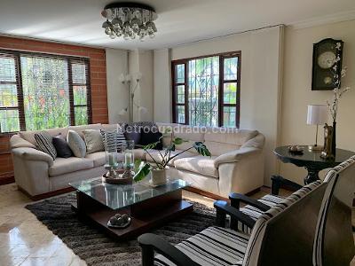Casa de 5 alcobas en venta en Alto De Las Flores, Sabaneta, 1000 m² · foto 6 de 20