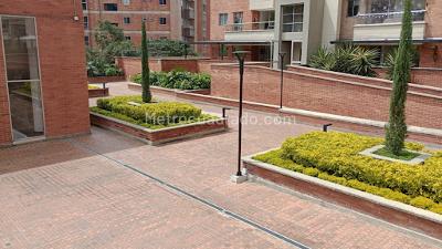 Apartamento de 3 alcobas en venta en Asdesillas, Sabaneta, 78 m² · foto 3 de 20