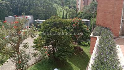 Apartamento de 3 alcobas en venta en Asdesillas, Sabaneta, 78 m² · foto 4 de 20
