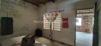 Casa de 3 alcobas en venta en Robledo, Medellín, 122 m² · foto 6 de 18
