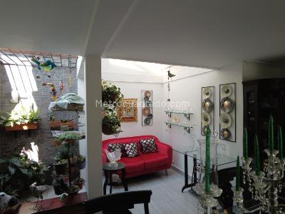 Apartamento de 3 alcobas en venta en Asdesillas, Sabaneta, 180 m² · foto 2 de 10