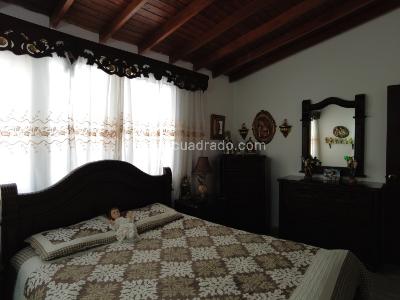 Apartamento de 3 alcobas en venta en Asdesillas, Sabaneta, 180 m² · foto 4 de 10