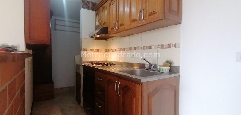Apartamento de 2 Alcobas en Boston cerca a Av. Oriental - 2