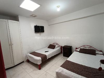 Casa en arriendo en Prado, Medellín · foto 2 de 20