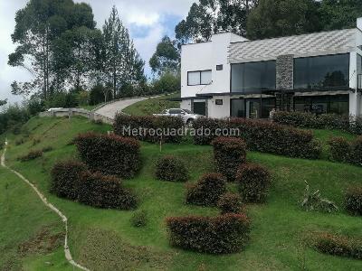 Casa de 5 alcobas en venta en Alto De Palmas, Envigado · foto 10 de 13