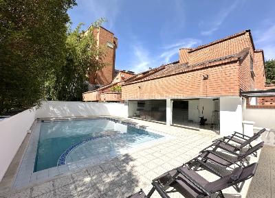 Casa de 5 alcobas en venta en El Poblado, Medellín, 470 m² · foto 12 de 20