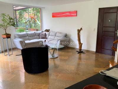 Casa de 4 alcobas en venta en Los Balsos, Medellín, 417 m² · foto 5 de 20