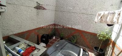 Casa de 5 alcobas en venta en Boston, Medellín, 220 m² · foto 6 de 17