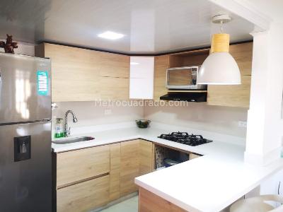 Apartamento de 3 alcobas en venta en Bello, Bello, 73 m² · foto 5 de 20