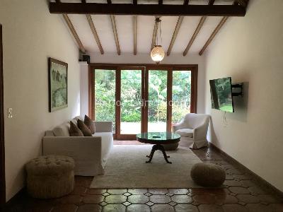 Casa de 4 alcobas en venta en Los Balsos, Medellín, 1524 m² · foto 12 de 20