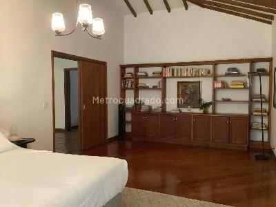 Casa de 4 alcobas en venta en Los Balsos, Medellín, 1524 m² · foto 13 de 20