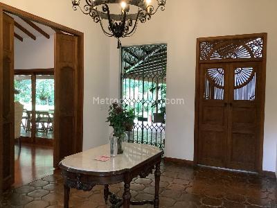 Casa de 4 alcobas en venta en Los Balsos, Medellín, 1524 m² · foto 4 de 20