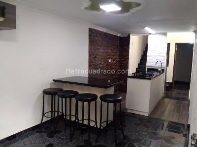 Casa de 3 alcobas en venta en Villas De Comfenalco, Bello, 94 m² · foto 2 de 16
