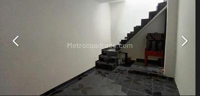 Casa de 3 alcobas en venta en Villas De Comfenalco, Bello, 94 m² · foto 13 de 16