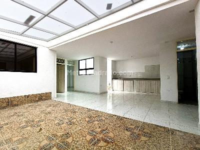 Casa de 5 alcobas en venta en Las Antillas, Envigado, 400 m² · foto 5 de 16