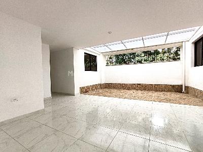 Casa de 5 alcobas en venta en Las Antillas, Envigado, 400 m² · foto 6 de 16