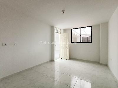 Casa de 5 alcobas en venta en Las Antillas, Envigado, 400 m² · foto 8 de 16