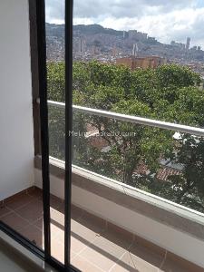 Apartamento en venta en Boston, Medellín · foto 7 de 14