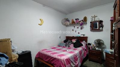 Casa de 2 alcobas en venta en Castilla, Medellín, 255 m² · foto 4 de 15