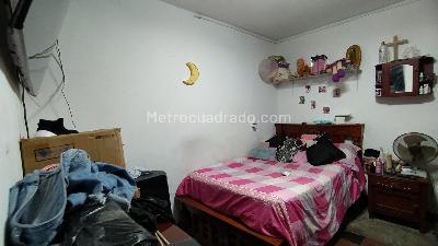 Casa de 2 alcobas en venta en Castilla, Medellín, 255 m² · foto 8 de 15
