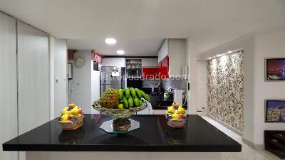 Apartamento en venta en Los Balsos, Medellín · foto 2 de 20