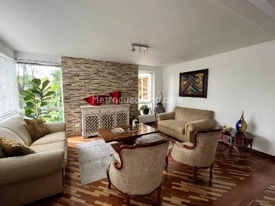 Apartamento de 3 alcobas en venta en El Tesoro, Medellín, 152 m² · foto 2 de 20