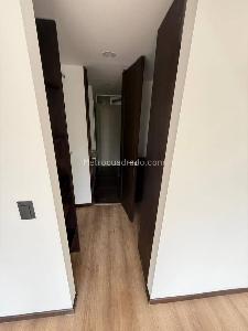 Apartamento en venta en Alto De Las Flores, Sabaneta · foto 5 de 15