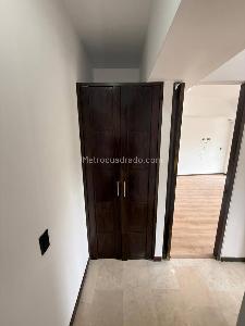 Apartamento en venta en Alto De Las Flores, Sabaneta · foto 7 de 15
