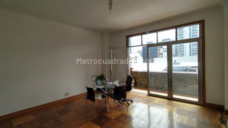 Spacious 5BR Apartment in La Candelaria - 3