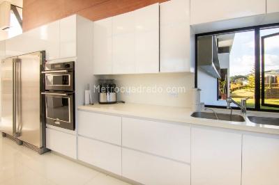 Casa de 5 alcobas en venta en Alto De Palmas, Envigado, 1783 m² · foto 8 de 20