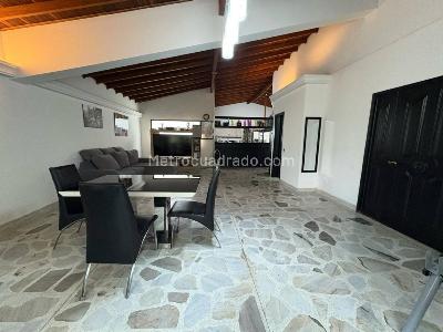 Apartamento de 4 alcobas en venta en Laureles, Medellín, 300 m² · foto 4 de 20