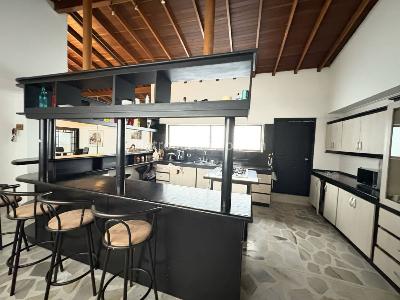 Apartamento de 4 alcobas en venta en Laureles, Medellín, 300 m² · foto 8 de 20
